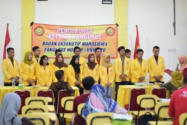 16 Contoh Teks MC (Berbagai Acara)