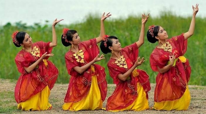 60 Tari Tradisional Di Seluruh Wilayah Nusantara (Terlengkap)